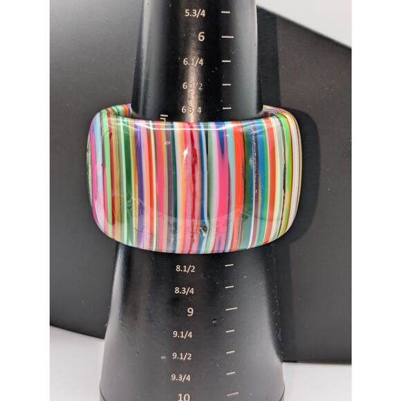Carlos Sobral, Brazil, RARE! Signed Wide Rainbow Stripe Resin Bangle Bracelet - Picture 9 of 14